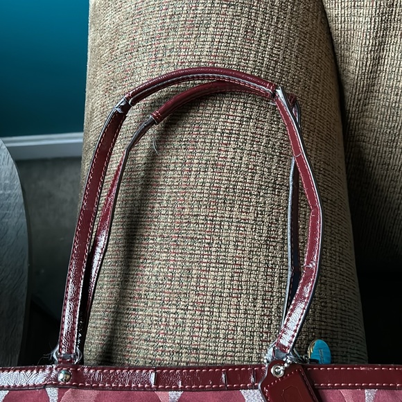 Coach red purse in used condition - Picture 2 of 4